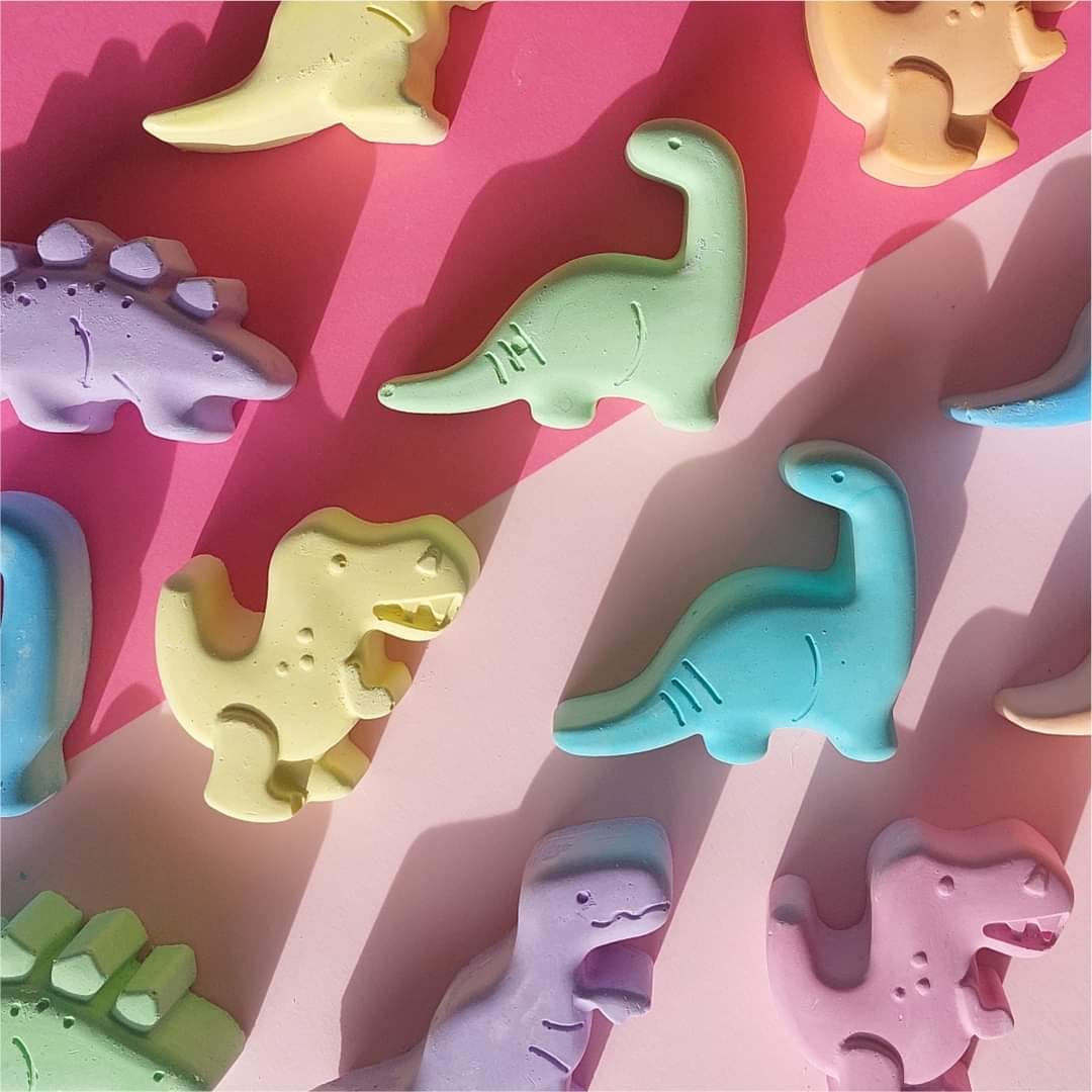 Sidewalk scribbles - DINOSAUR SIDEWALK CHALK SET