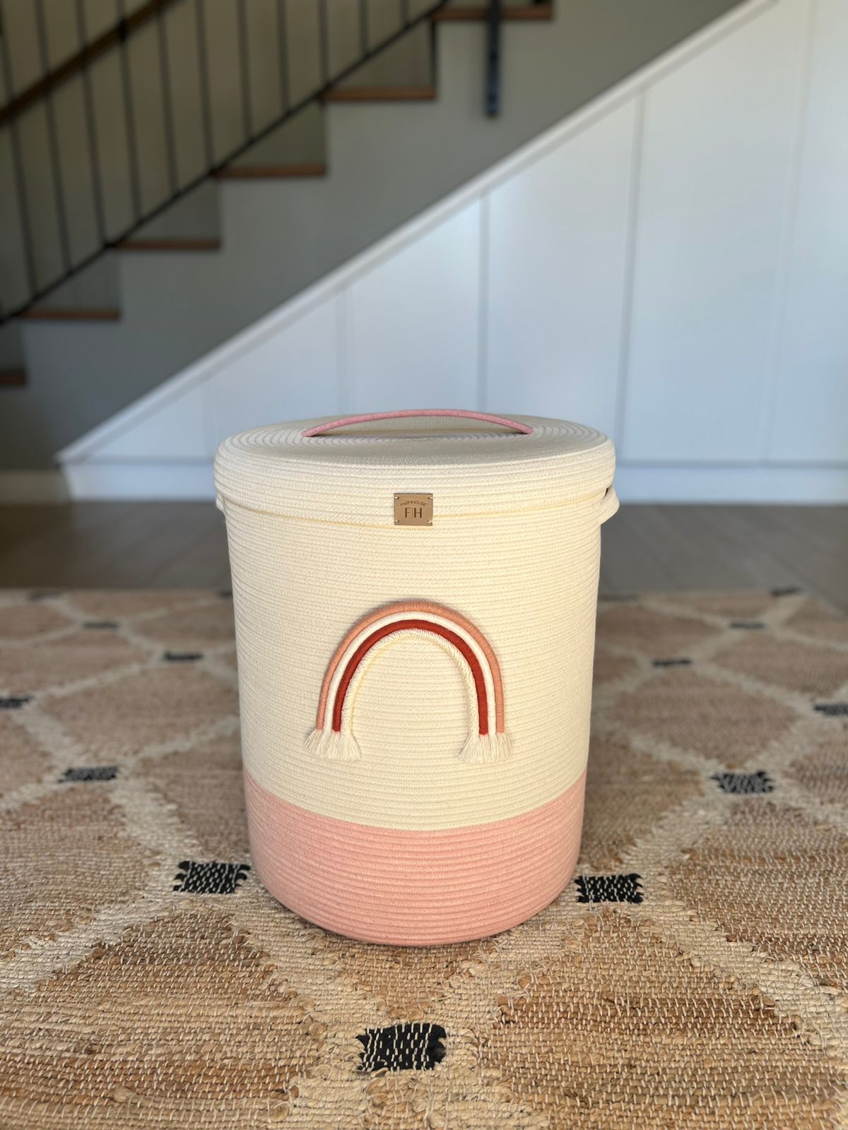 Rainbow rope laundry basket - with lid pink