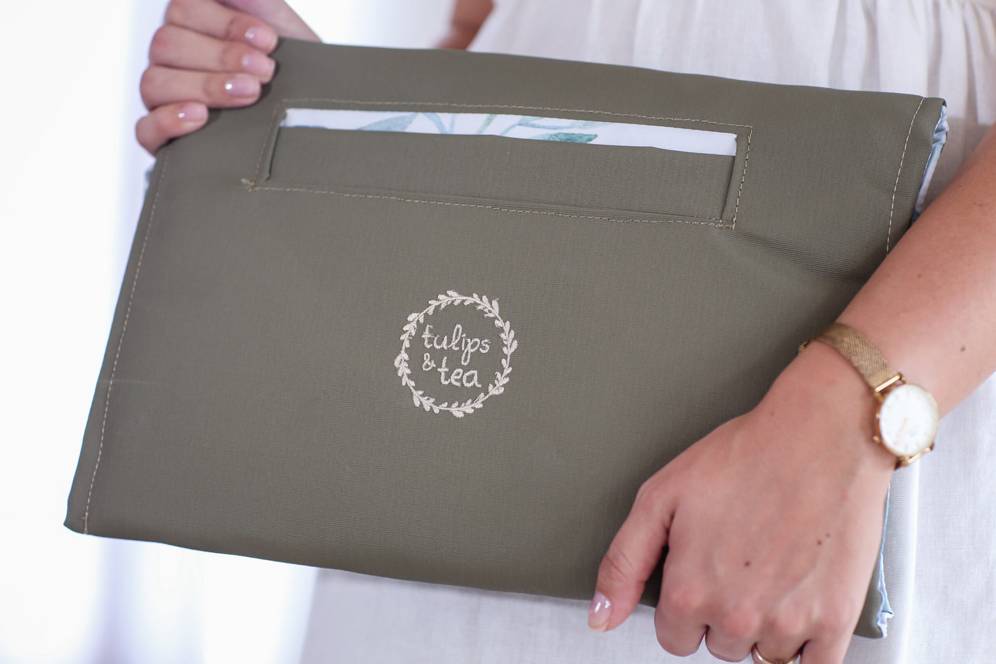 NEOGEN: Travel clutch