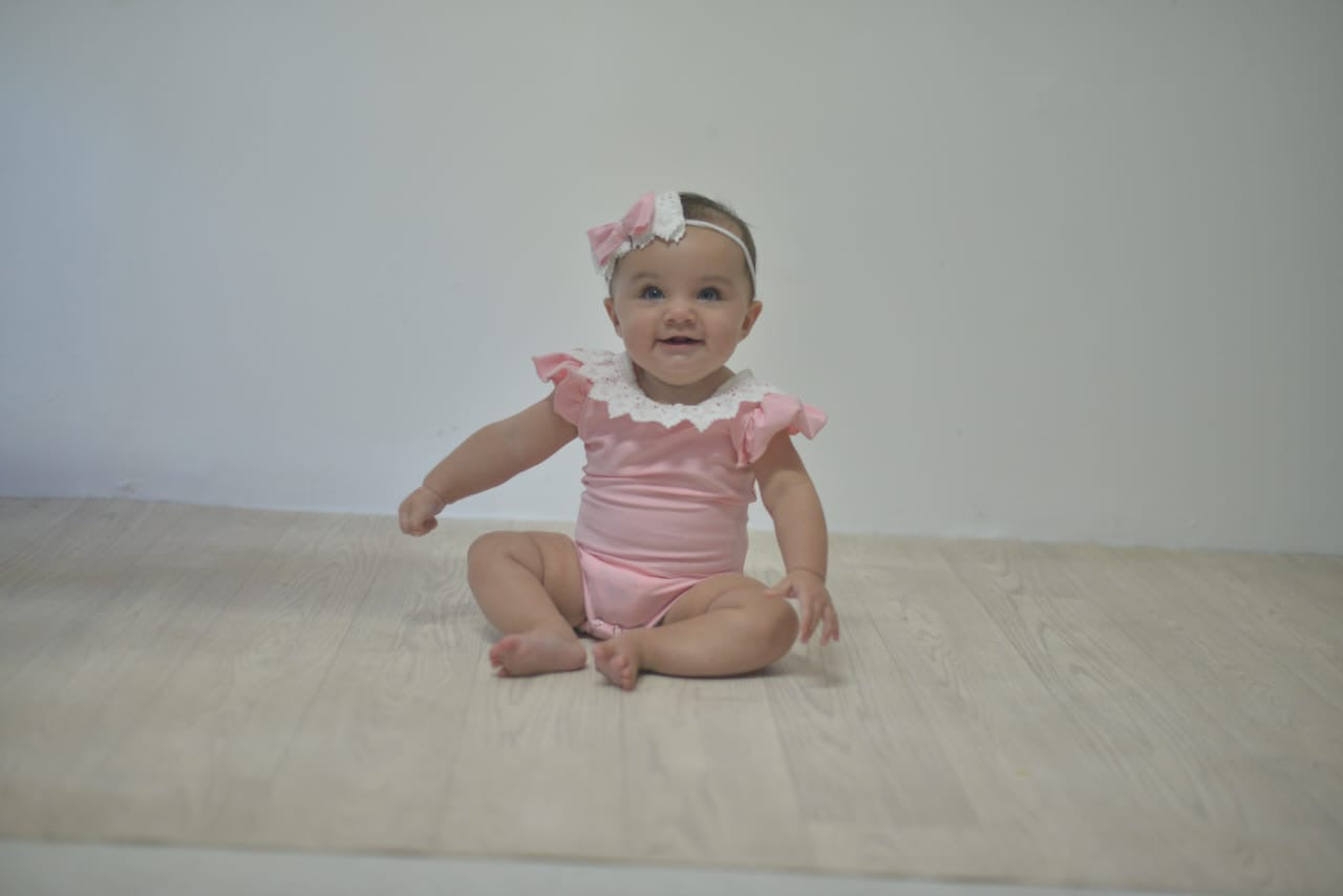 Nika - Baby pink girl vest and headband set