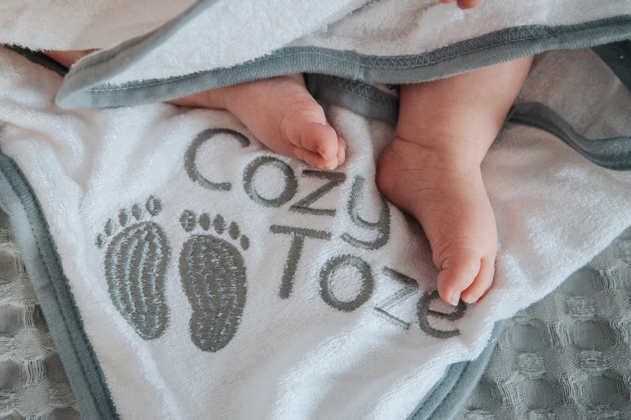 BabyDam CozyToze Hooded Towel
