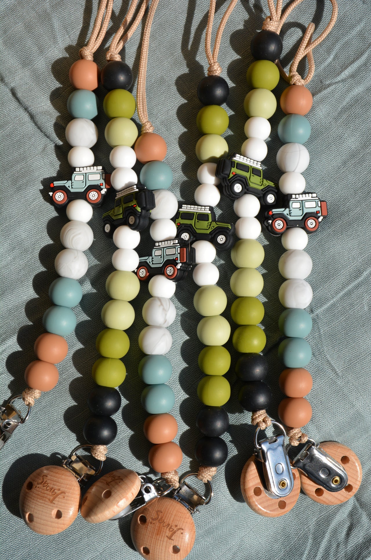 Landy Silicone Dummy Clip