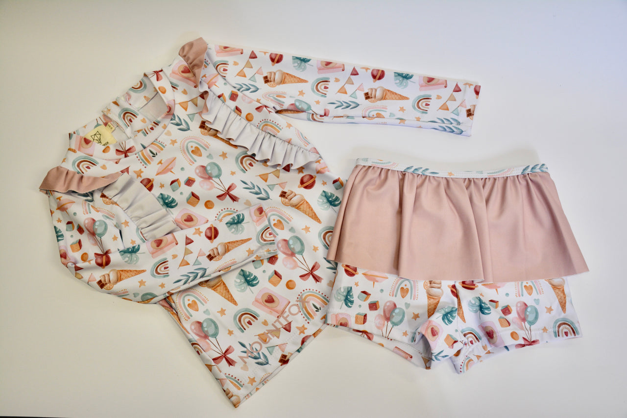 Summertime Mountfox swimwear