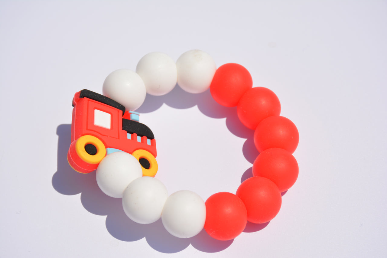 Silicone beads teether with character bead