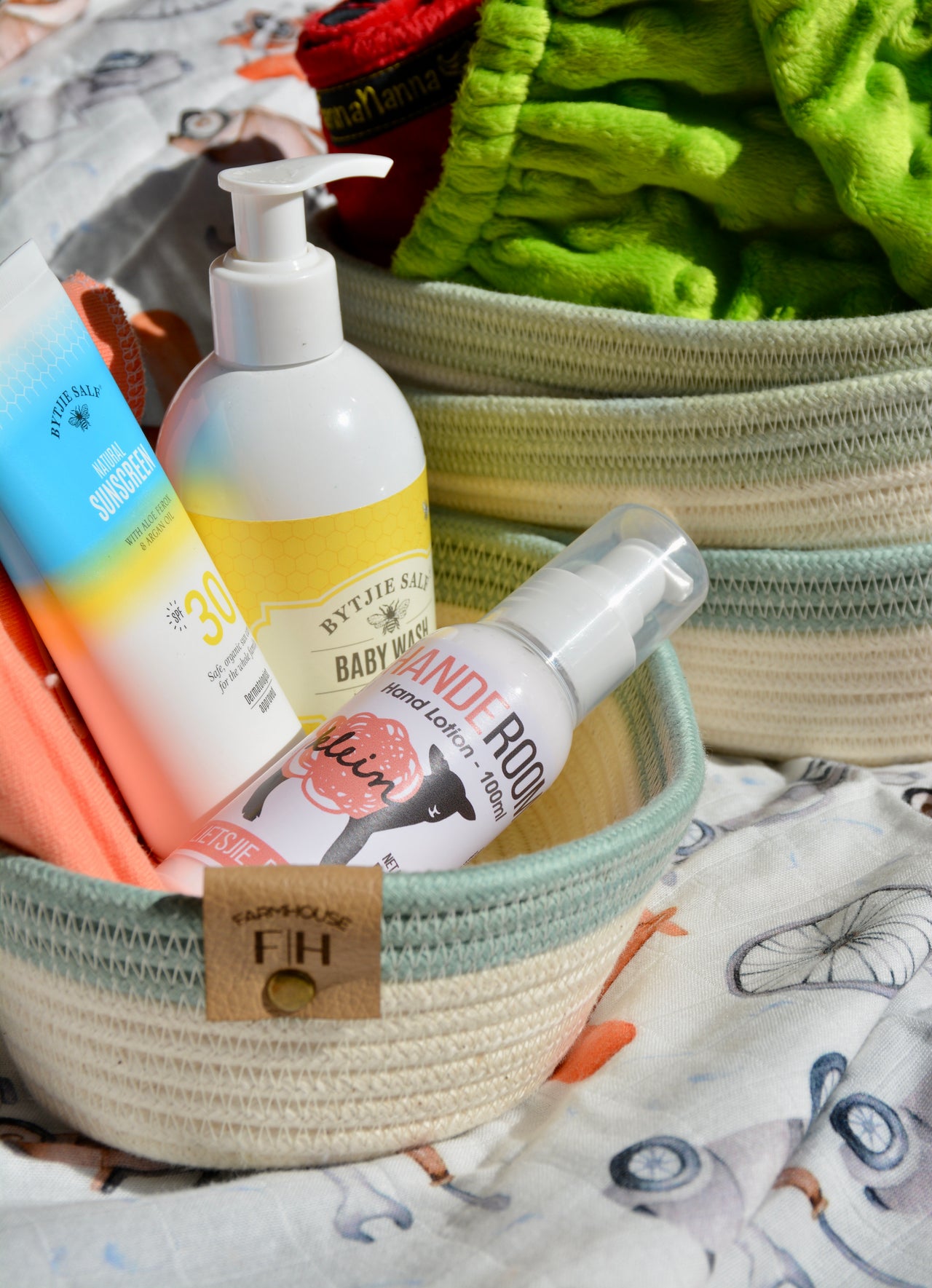 Woven accessory Basket