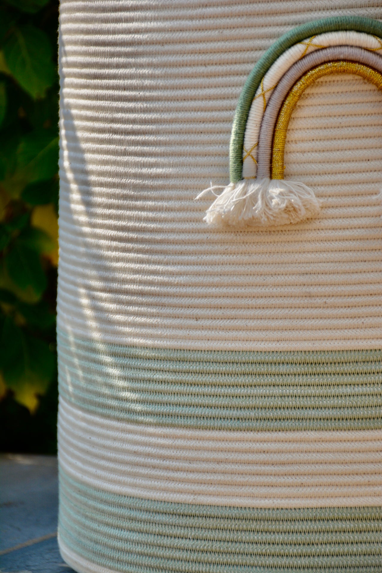 Rainbow rope laundry basket - with lid sage