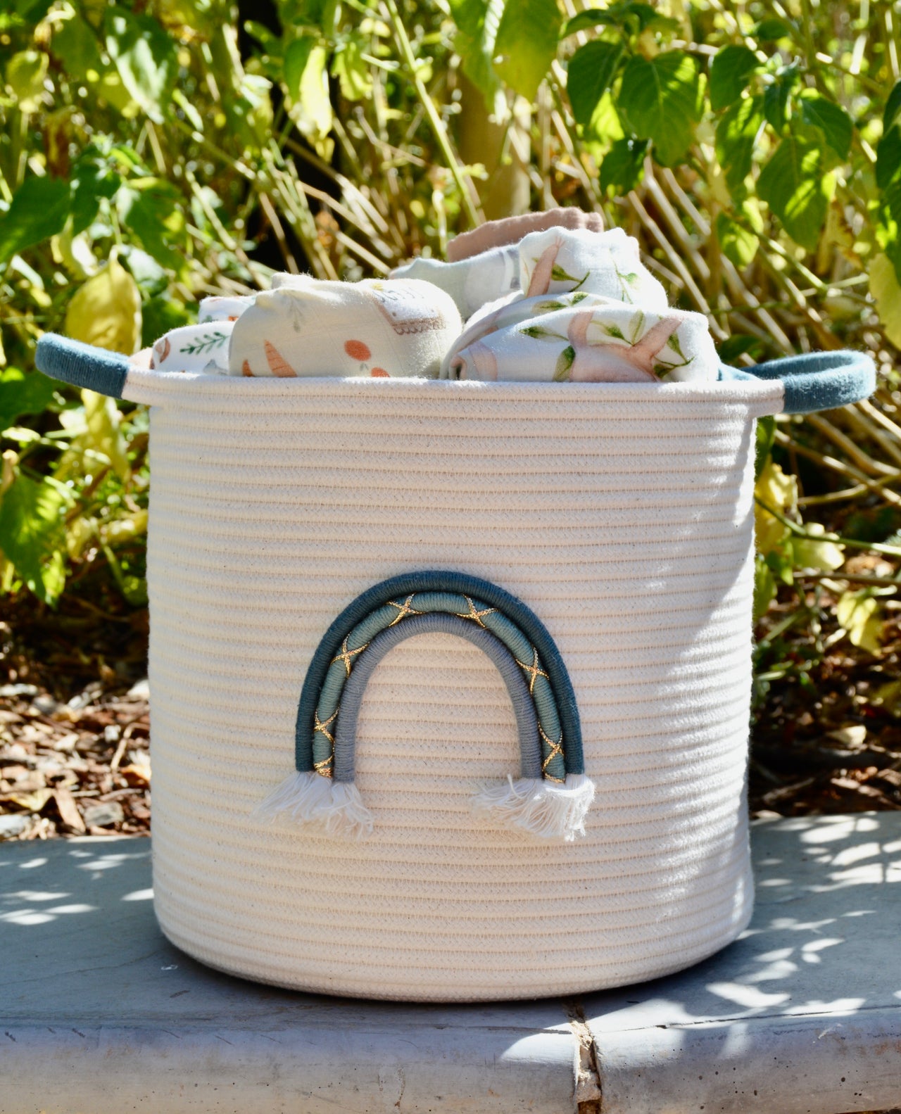 Rainbow rope basket - with handles Blue