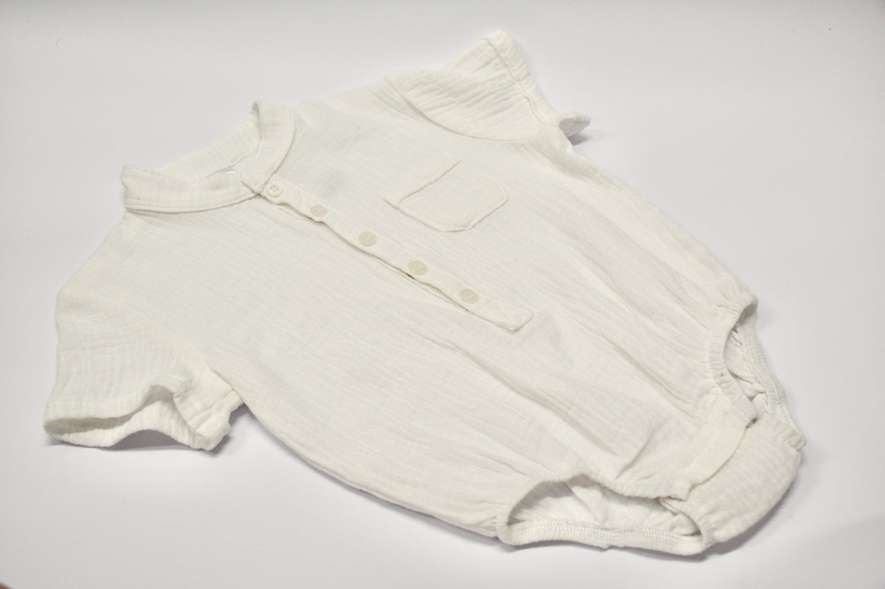 Nika - White Muslin Short Sleeve Boy Romper