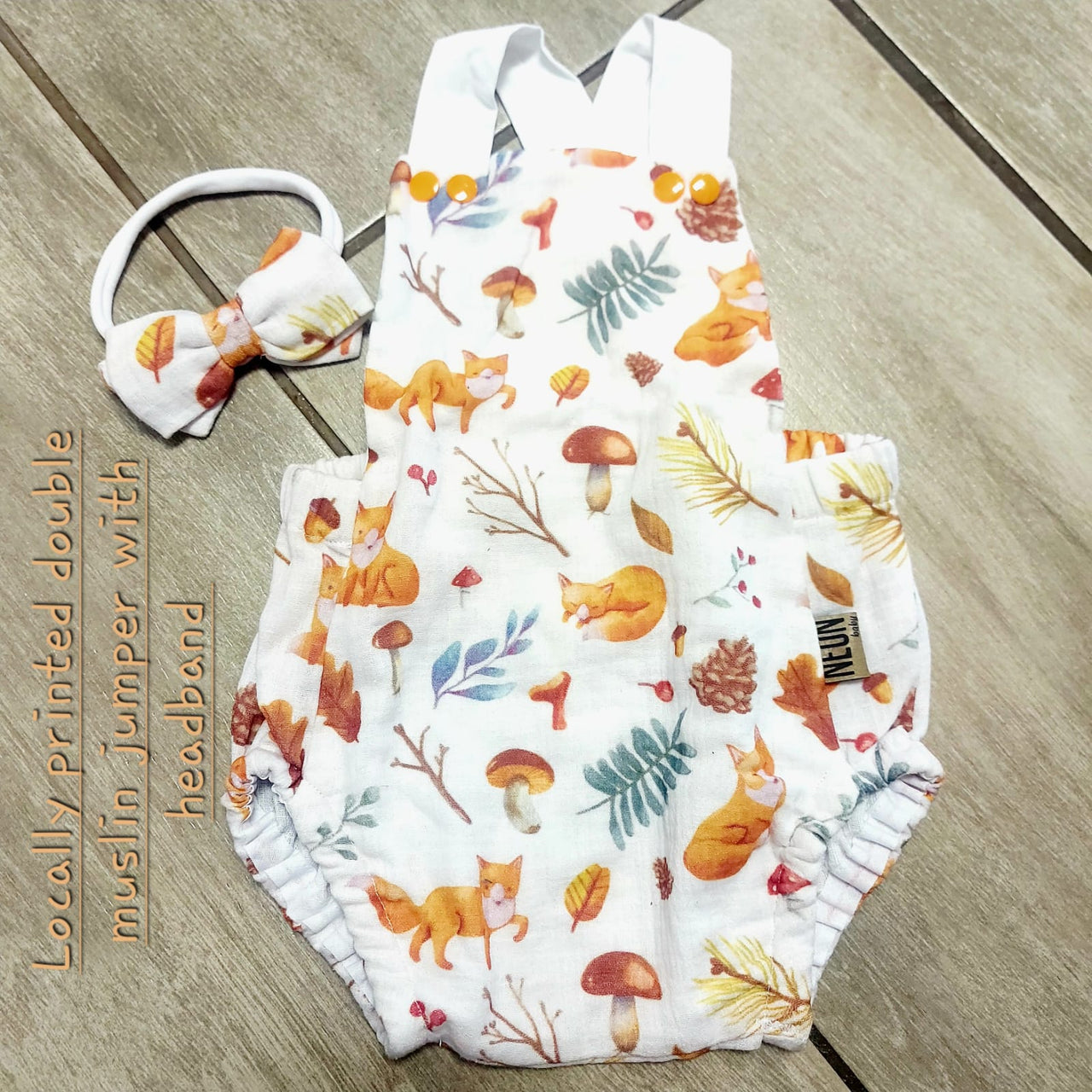 Locally printed double muslin jumper with headband