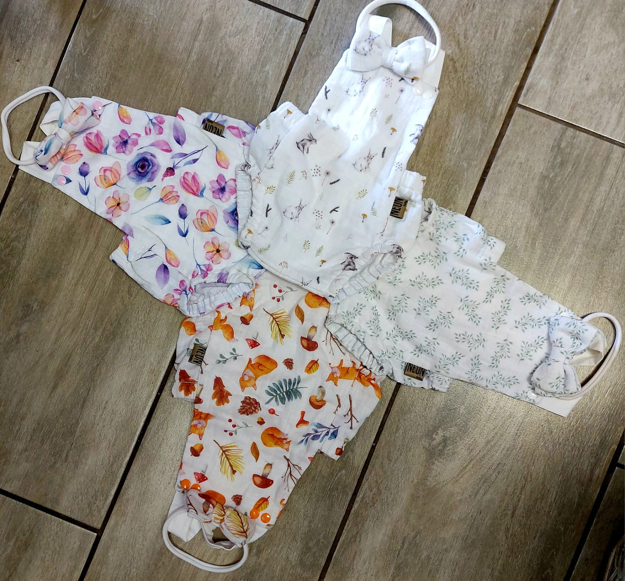 Locally printed double muslin jumper with headband