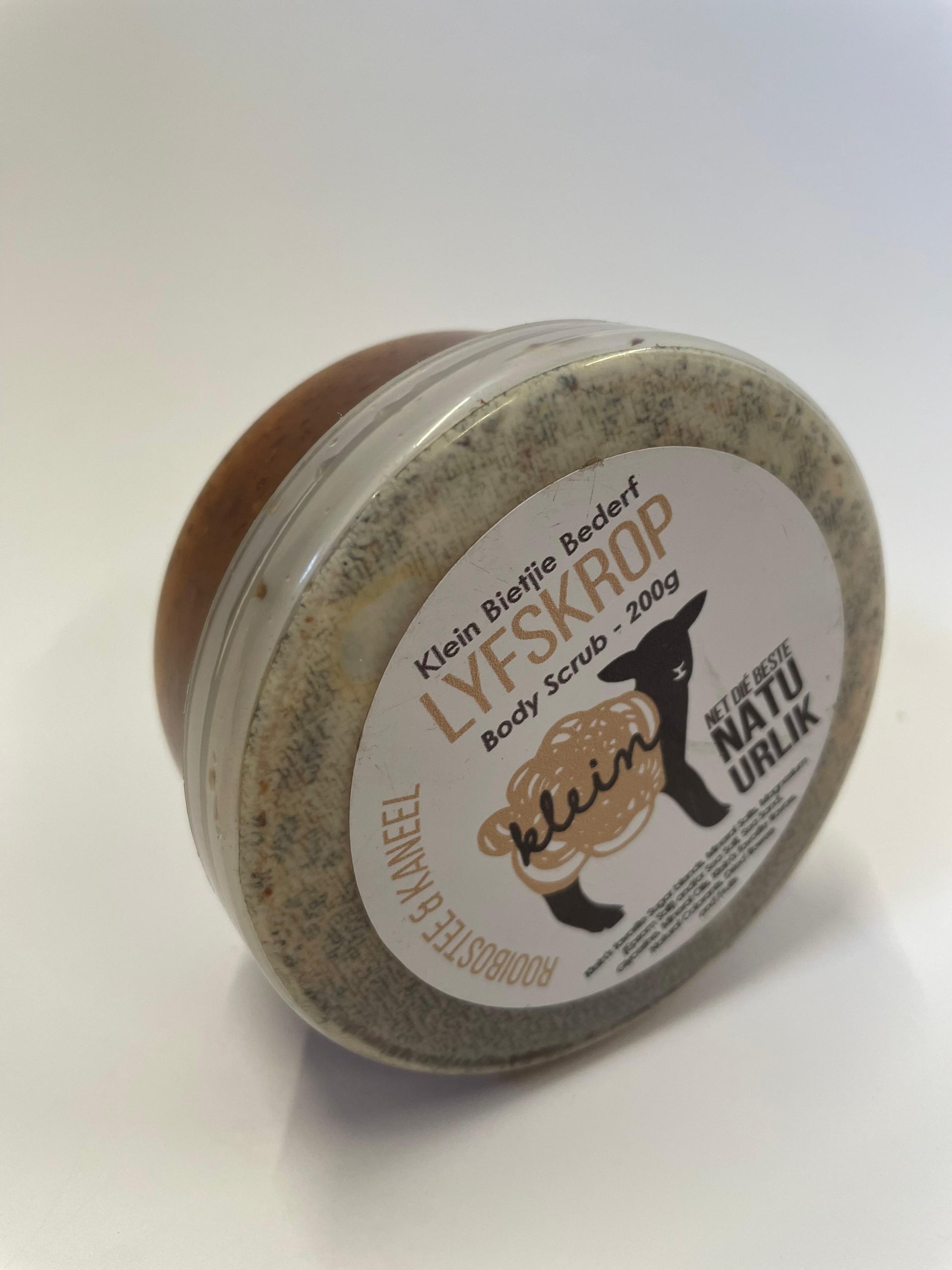 Klein Bederf Rooibostee en Kaneel body scrub