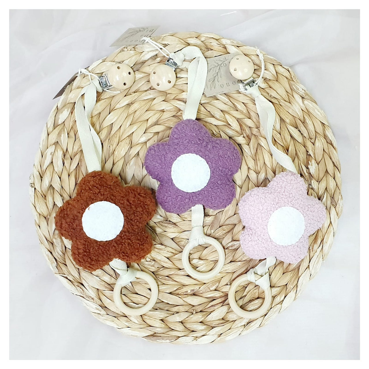 Dono Da Dio - Flower Dummy Clip and Play Gym Dangle