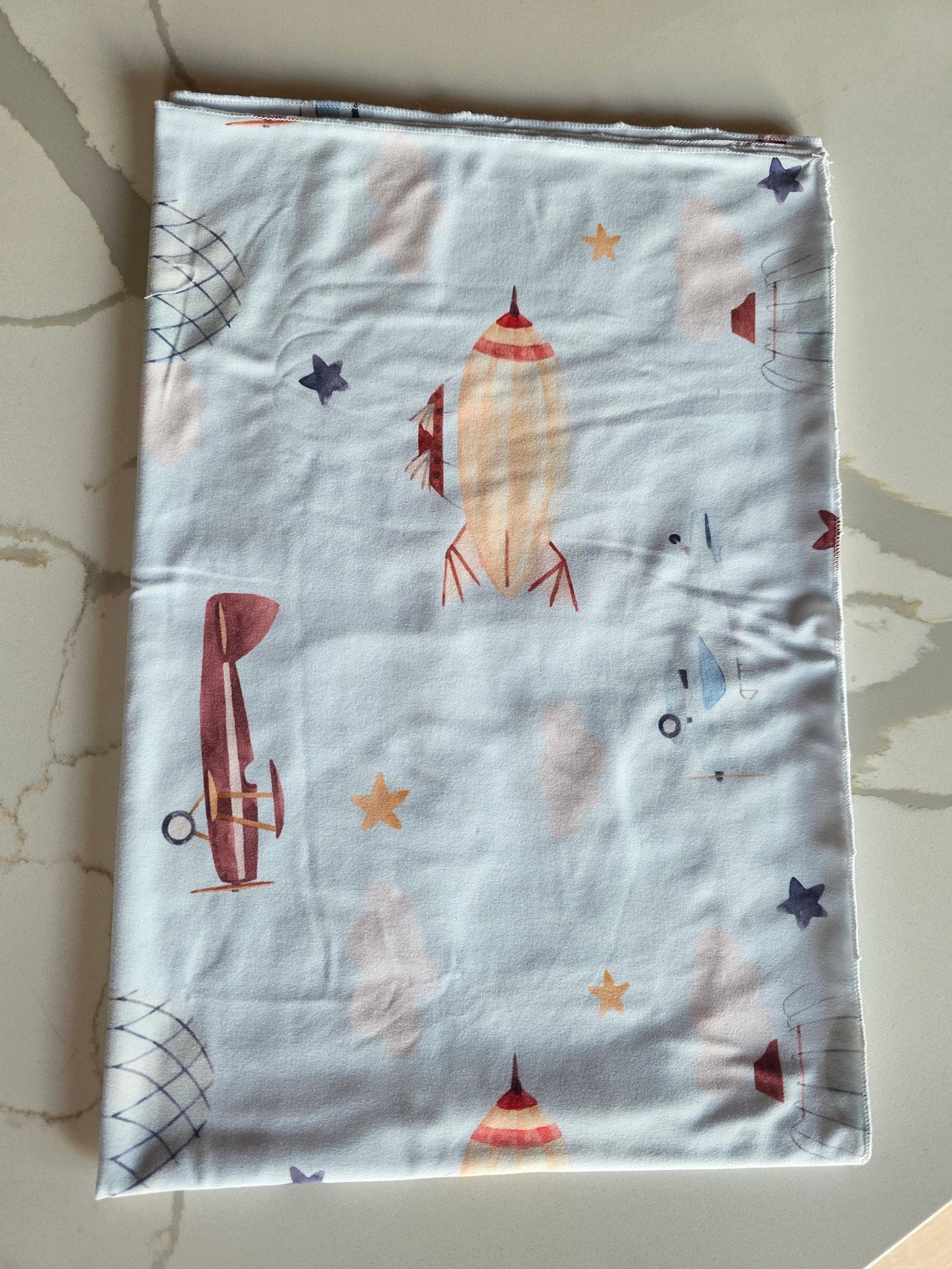 Printed softknit swaddle blanket - Air travel, blue