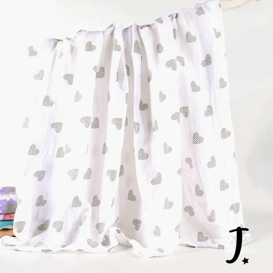 100% cotton muslin blanket - White with grey hearts