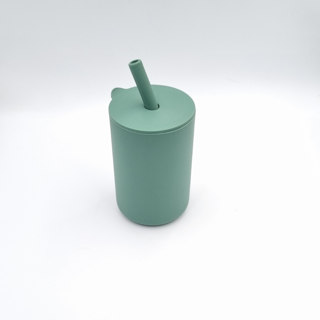 Silicone Sippy Cup with Straw - flat lid